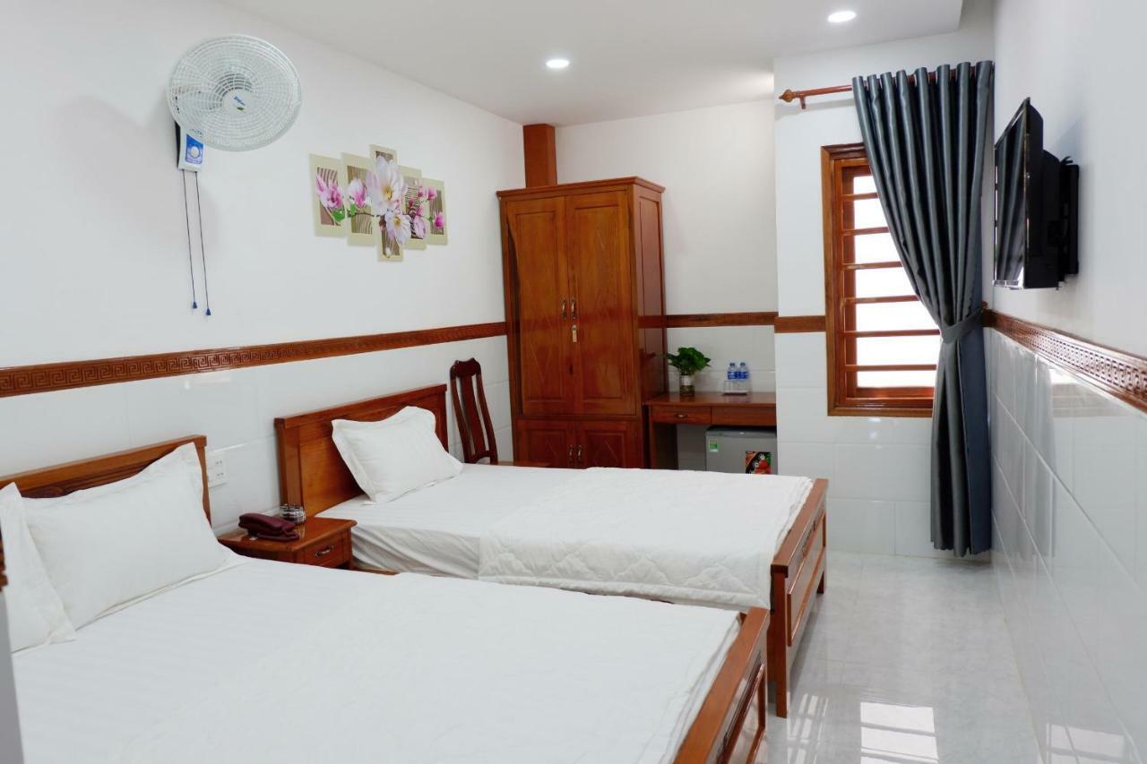 Thy Hung Legacy Hotel Tuy Hòa Buitenkant foto
